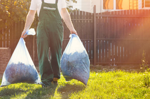 Best Garage Cleanout  in Winthrop, MN